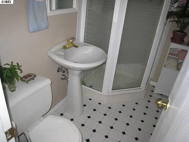 2nd Bath.