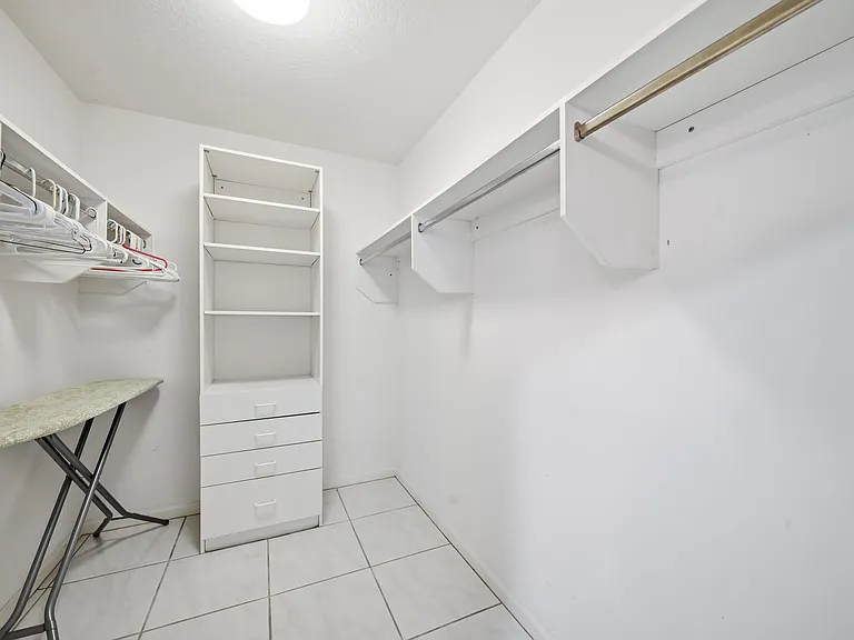 10769 Maple Chase Dr — Photo 42