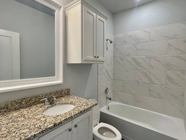 5009 Weiblen St — Photo 18