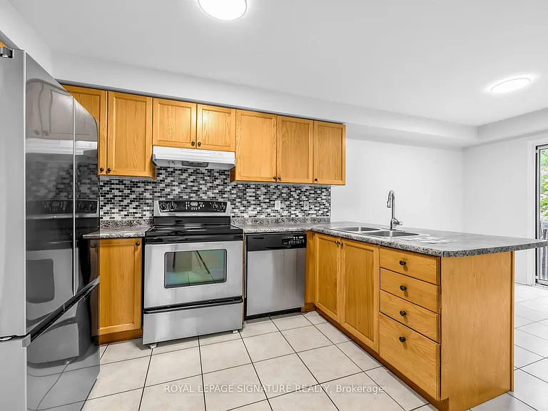 6035 Bidwell Trl #5 — Photo 4