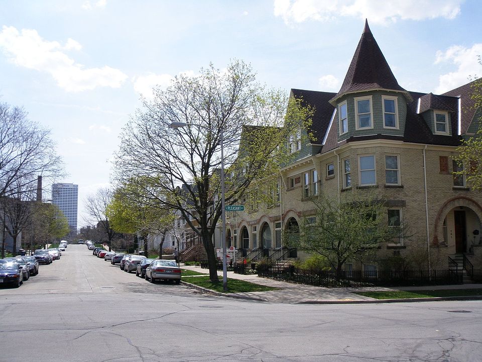 Looking South towards US Bank building