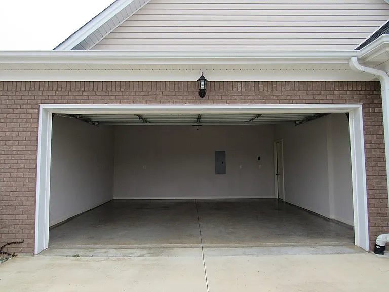 172 Shirley Blvd — Photo 15