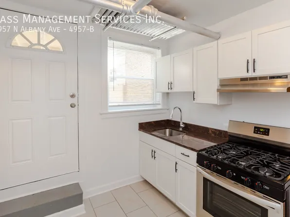 4957 N Albany Ave #B, Chicago, IL 60625