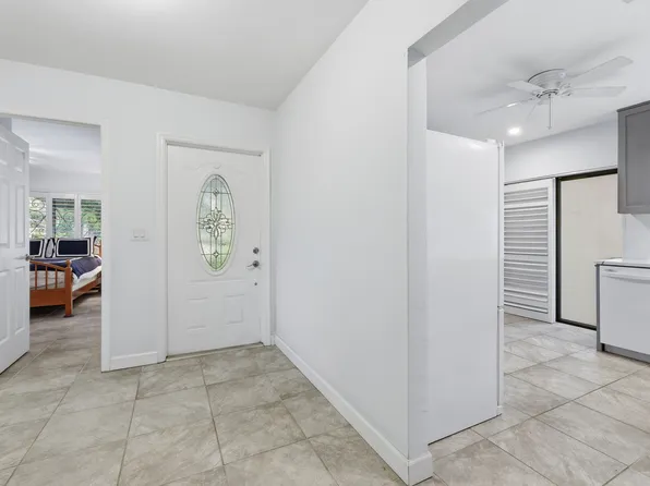 5829 Wild Fig Ln, Fort Myers, FL 33919