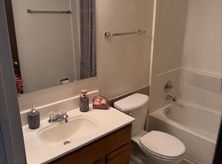 (Undisclosed Address), Arlington Heights, IL 60004