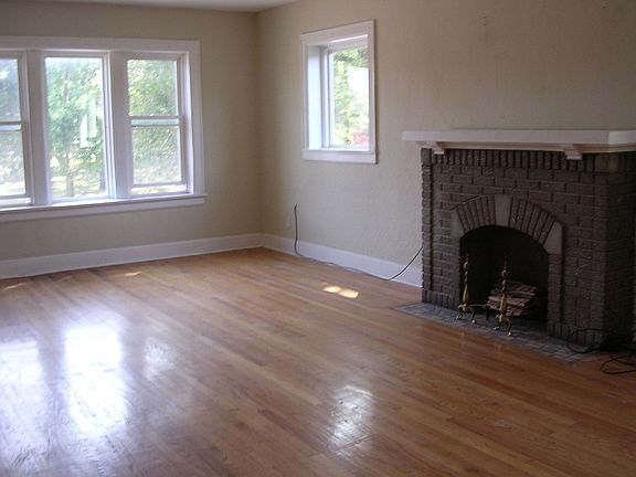 3rd image of 2901-09 N Holton St #428-2
