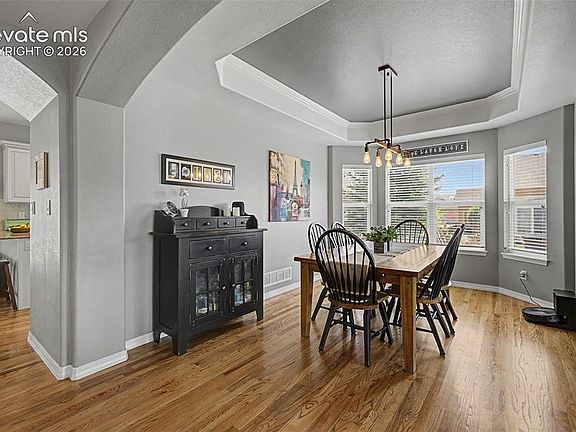 4th image of 15813 Maple Hill Rd