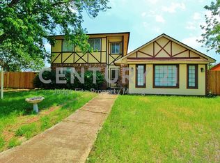3446 Tina Dr, Grand Prairie, TX 75052