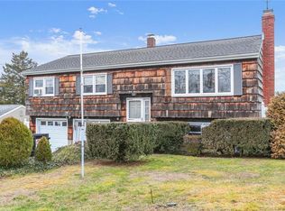 33 Westminster Ave, Shelton, CT 06484