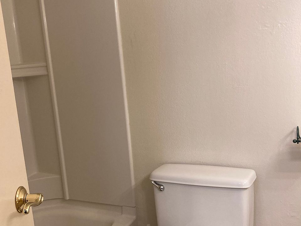 Ensuite bath with tub and shower