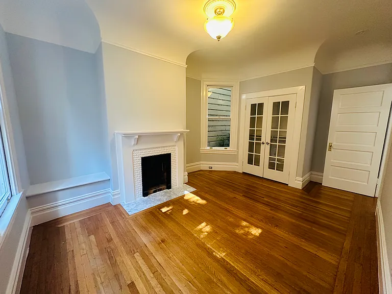 1259 Lombard St — Photo 6