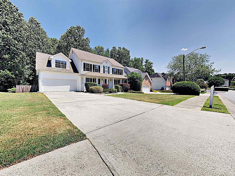 1st image of 2834 Penncross Dr SW