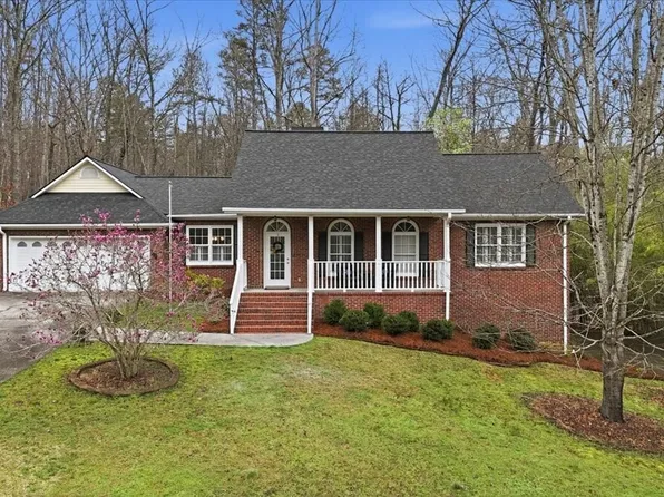 16 Webb Dr SW, Cartersville, GA 30120