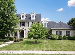 918 Edgewood Dr, Sugar Grove, IL 60554