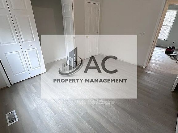 5th image of 52 Smith Rd APT B