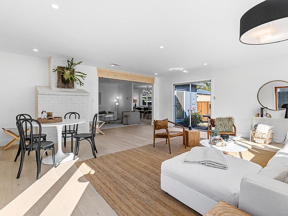 3rd image of 7494 Larkdale Avenue