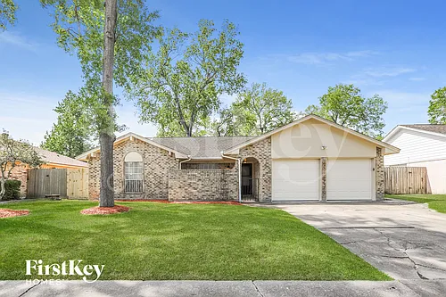 13914 Duncannon Dr Photo 1