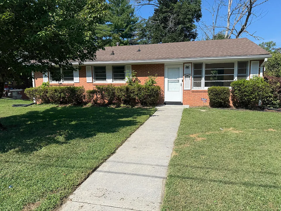 102 Laramie Cir