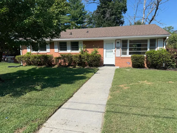 102 Laramie Cir, Danville, VA 24541
