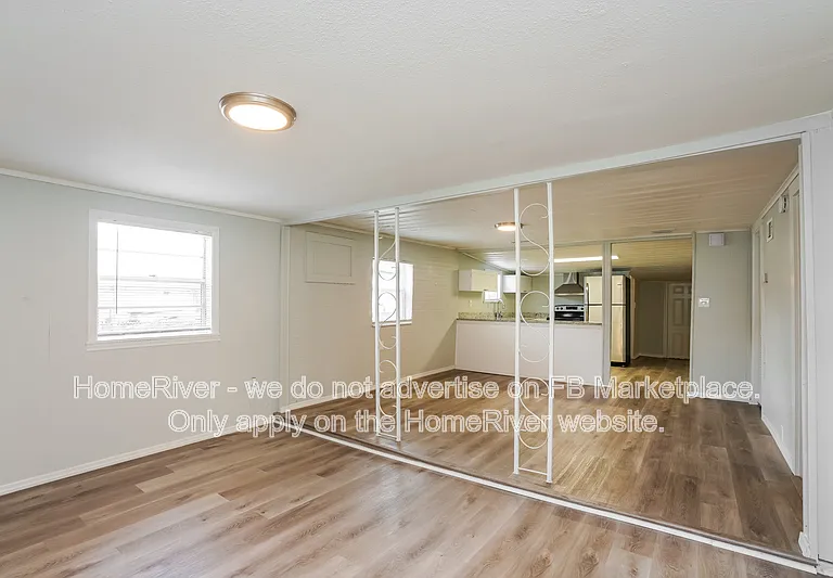 5304 E 14th Ave — Photo 6
