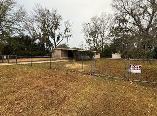 1738 Le Bois Dr, Jacksonville, FL 32221