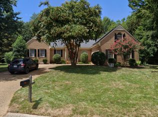 105 Holly Grv, Williamsburg, VA 23185
