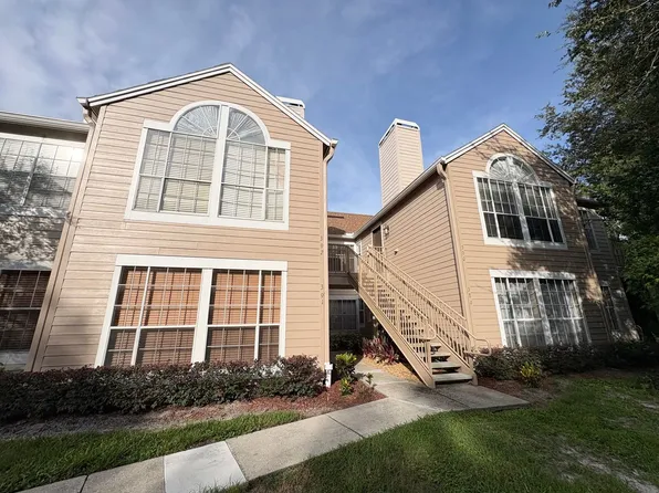 690 Roaring Dr APT 390, Altamonte Springs, FL 32714