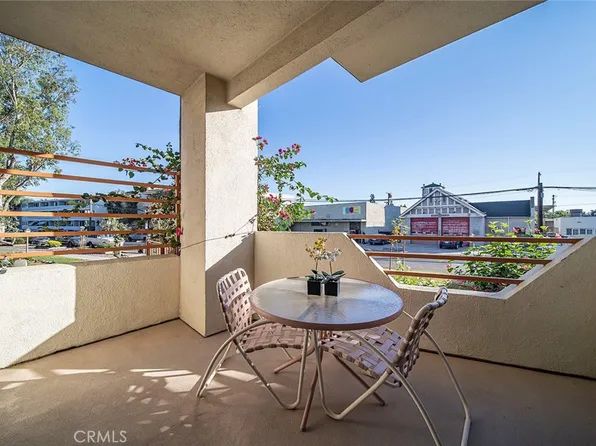 3913 N Virginia Rd Unit 101, Long Beach, CA 90807