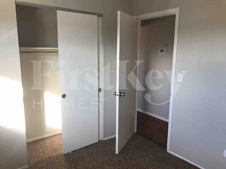 5994 Waldway Ln — Photo 12