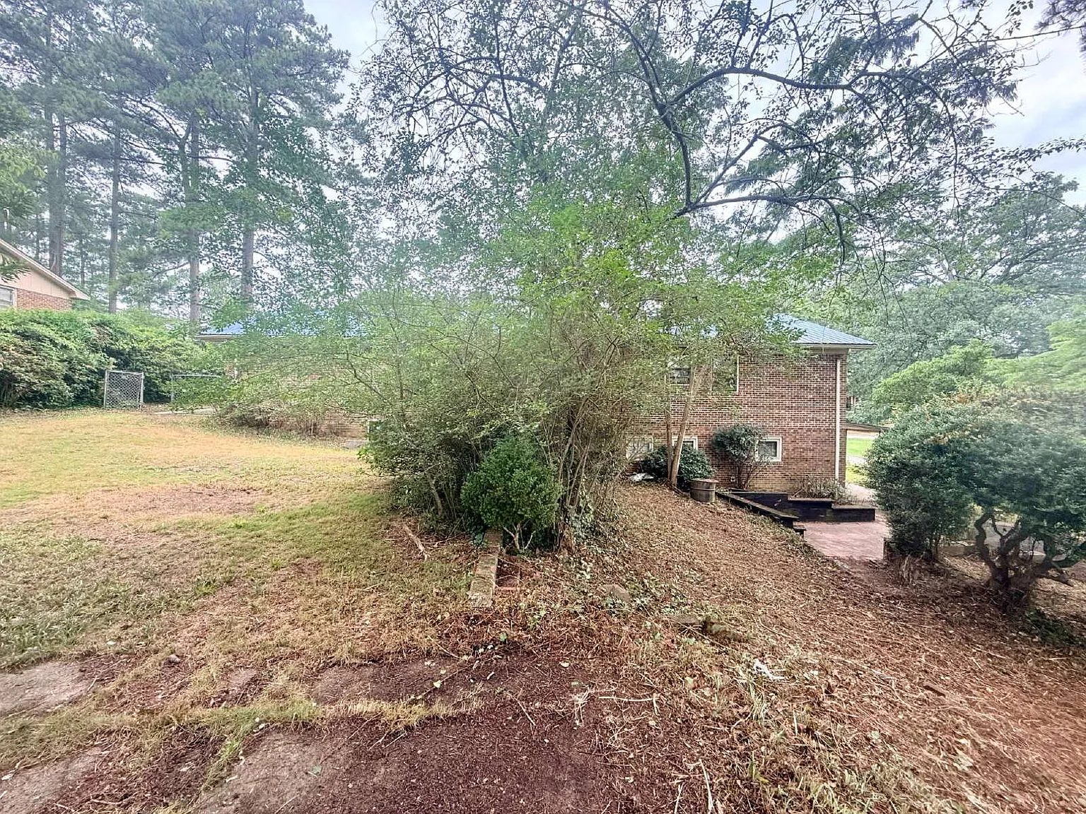 4 bed, 2.5 bath, 2132 sqft, $1,530 — Photo 2