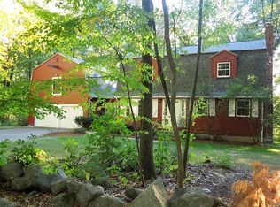 90 Newtown Rd, Acton, MA 01720