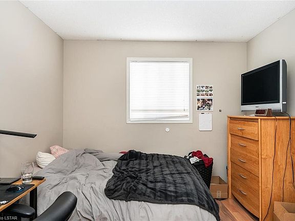 5th image of 185 Thurman Cir
