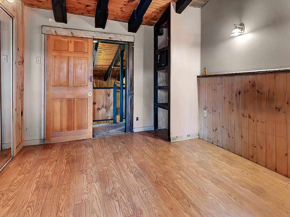 16th image of this home