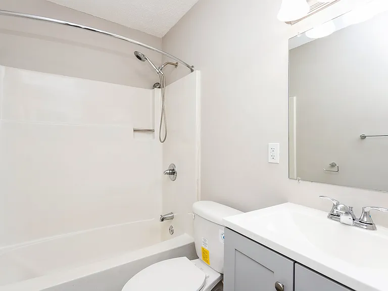 ReNew Wallingford — Photo 8