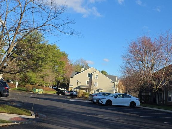 4th image of 1808 Ralston Dr