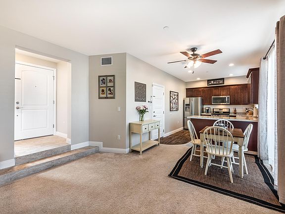 5th image of 1529 Patricia Ave Unit 4