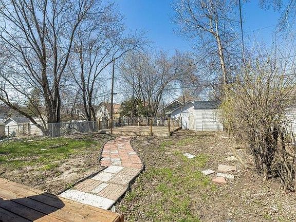 4th image of 103 Front Ave