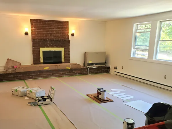 131 Buck St #A, Gorham, ME 04038