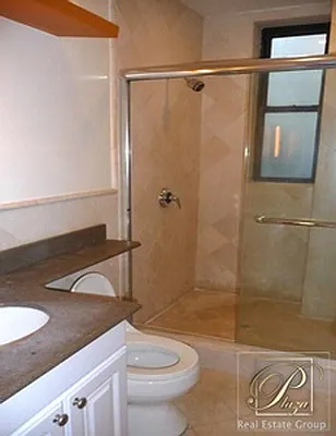 Rented by Plaza Real Estate Group | media 4