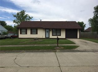 3216 Sealy Rd, Indianapolis, IN 46241
