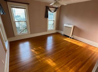 119 W North St #3, Geneseo, IL 61254