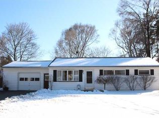 12 Cullens Run, Pittsford, NY 14534