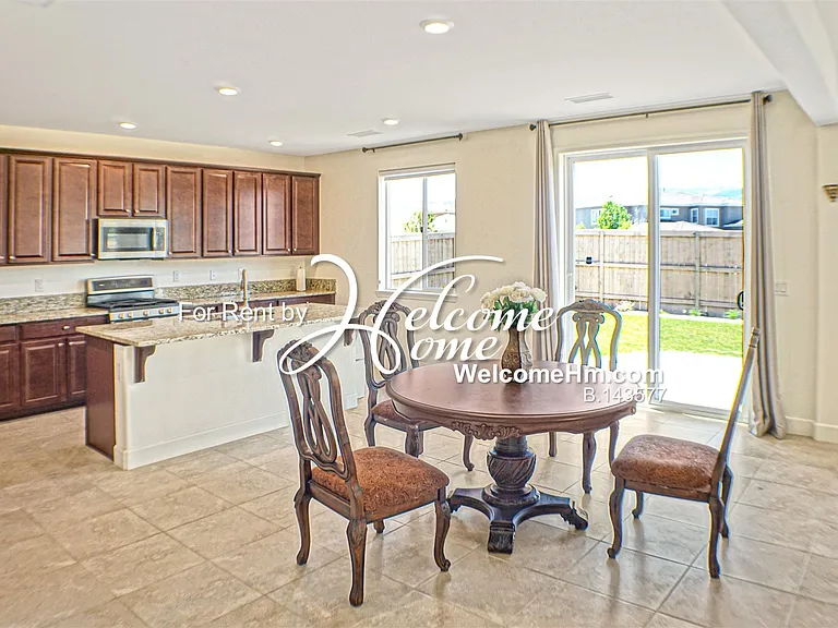 10445 Mott Ct — Photo 6