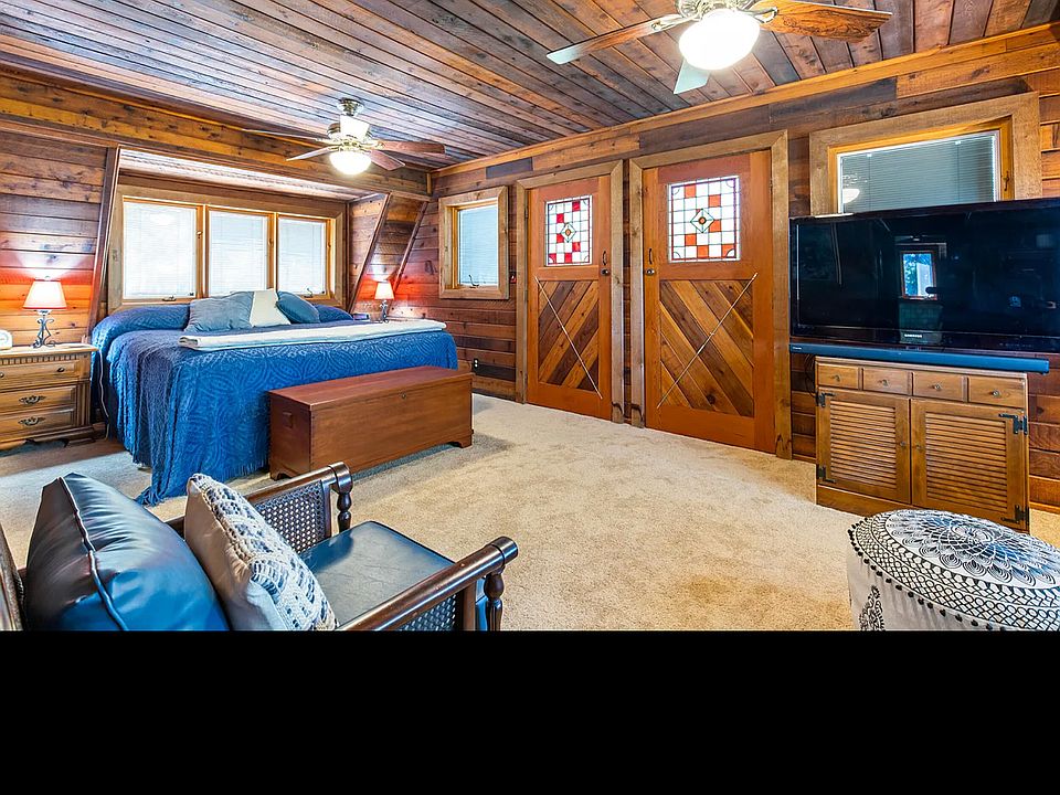 1st image of 3443 Frontier Ave