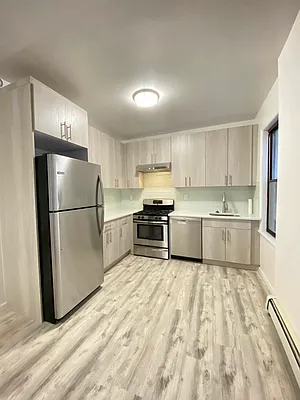 Rented by Tyler Vincent Real Estate Inc | media 11