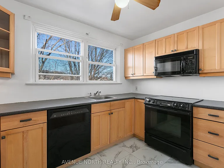 149 Marquette Ave #5 — Photo 17