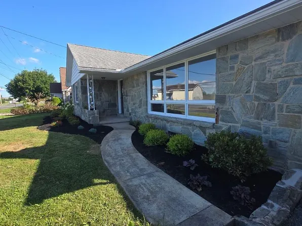 144 Palmyra Rd, Palmyra, PA 17078
