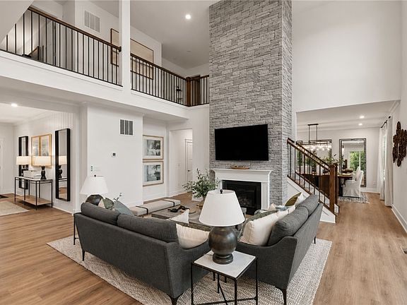 3rd image of 413 Pemberley Ct