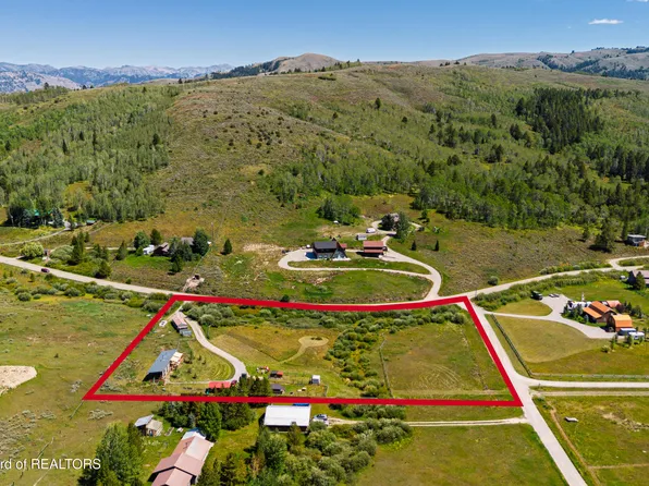 7955 S Fall Creek Rd, Wilson, WY 83014