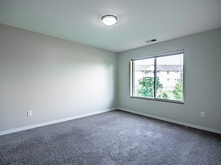Overlook Ridge Apartments — Photo 32